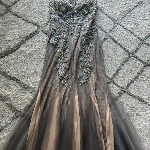 JVN BY JOVANI PROM PAGEANT FORMAL LONG MAXI DRESS GOWN silver nude cutout 2 - Picture 7 of 16